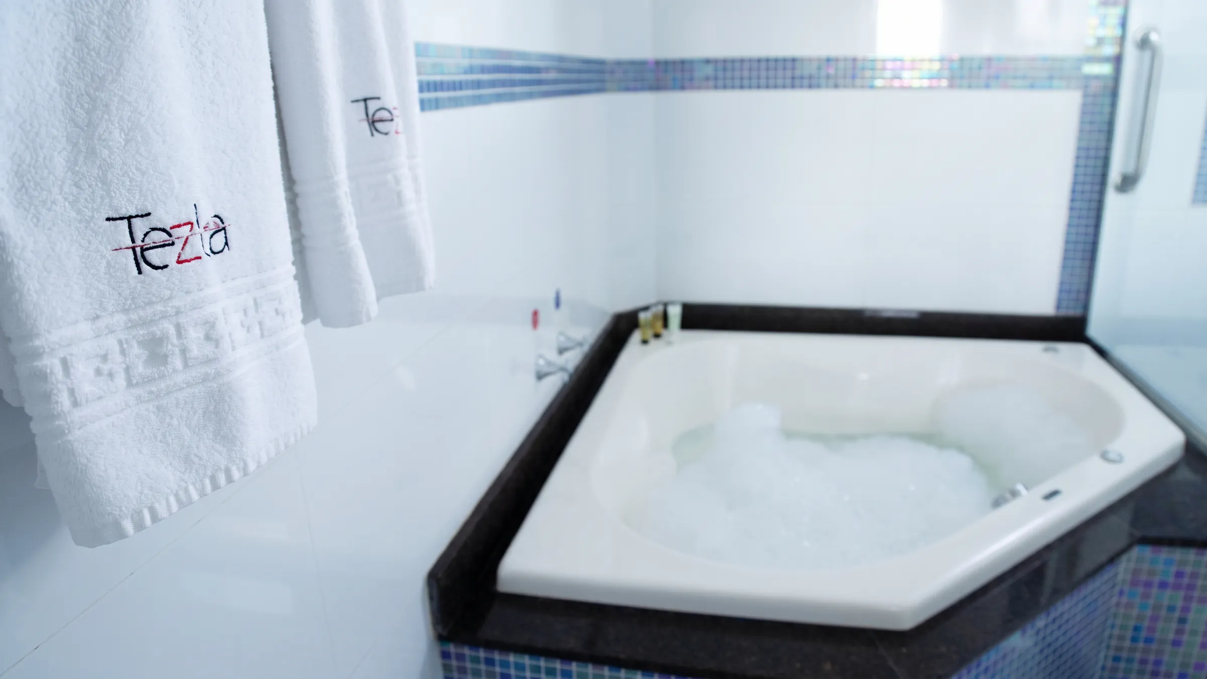Categoria Suíte Casal — Tezla Hotel